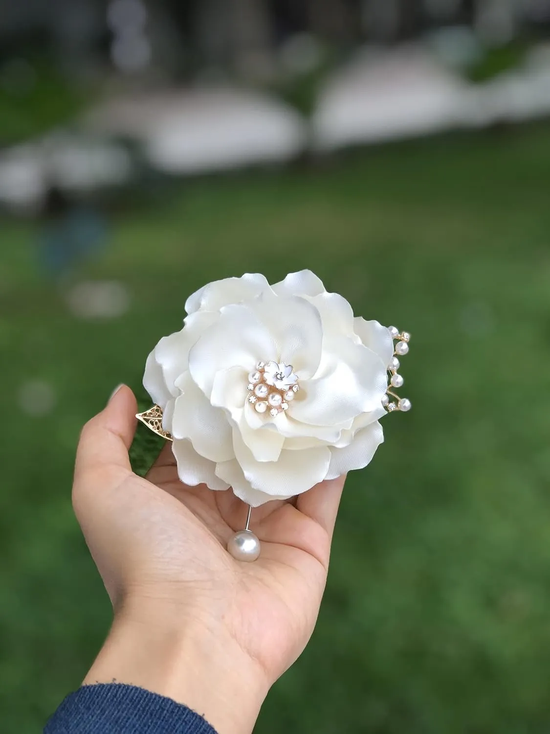 About 9 CM Fabric Flower Brooch Pin By NhanDo Handmade  Floral Brooch Pin, Handmade Gift Ideas, Gift for her, Gift For Mom, Bridesmaid gift, valentines day gifts (Cream White Silk)
