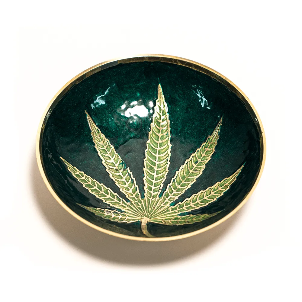 BRASS BOWL WITH LEAF 6 INCHES