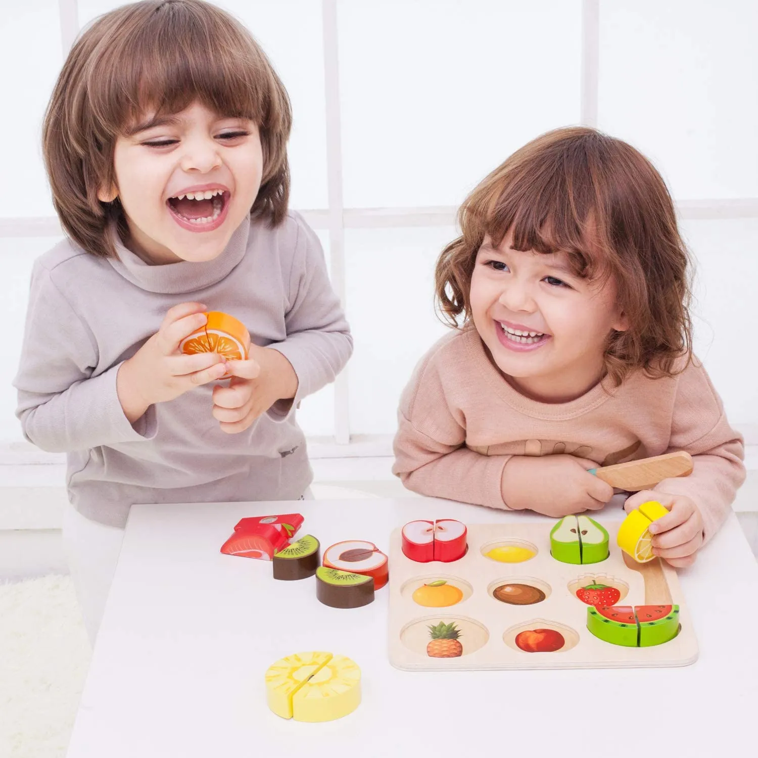 Classic World - Cutting Fruit Puzzle