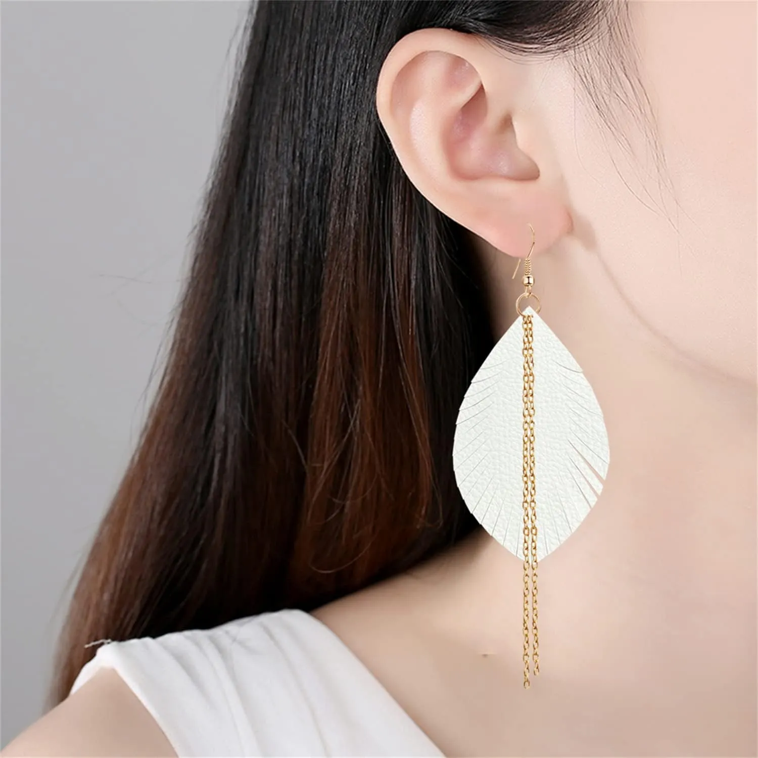 Handmade Bohemian Lightweight Soft Leather Leaf Dangle Drop Earrings Minimalist Fashion Fringe Chain Feather Hook Earrings for Women Girls