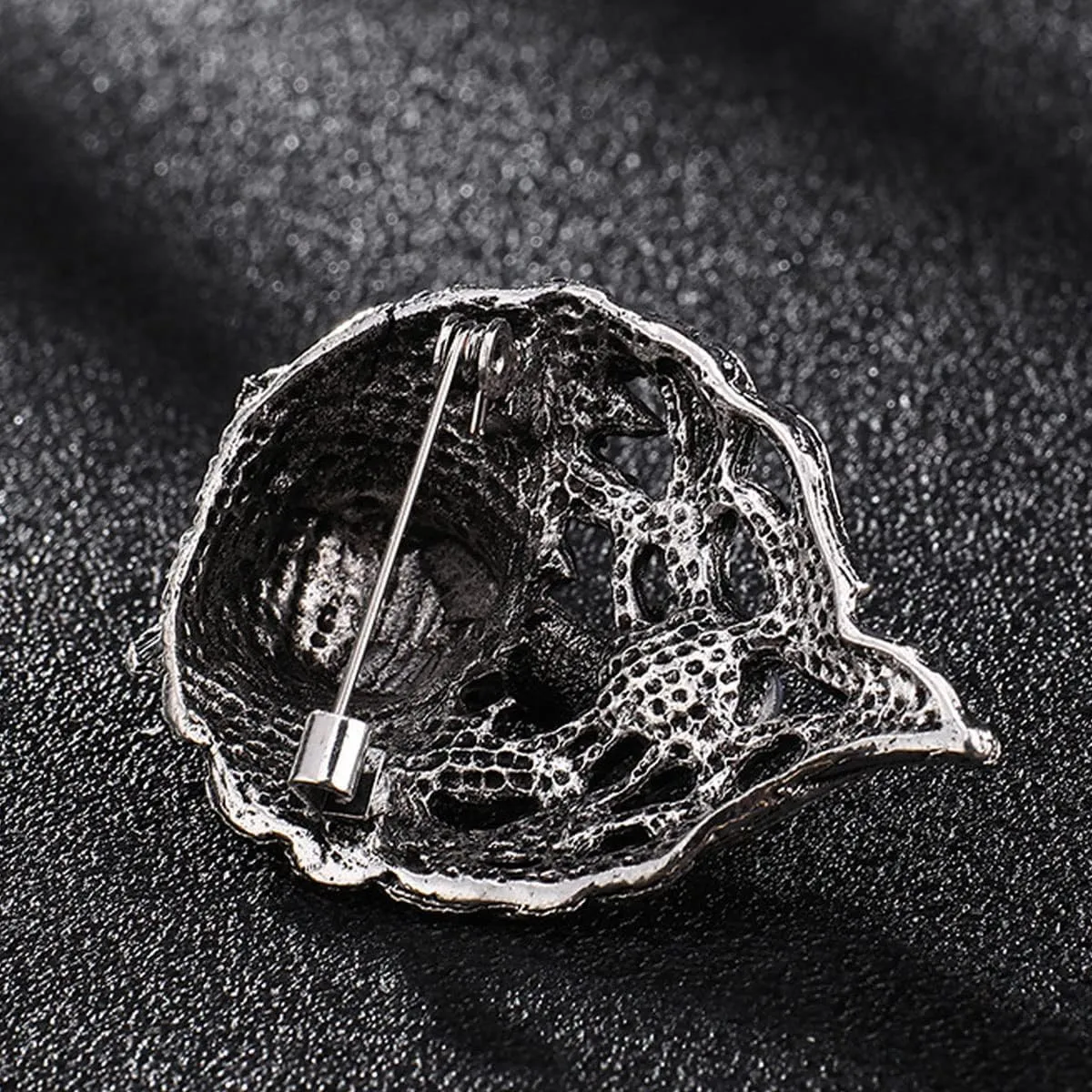 Rhinestone Tiger Head Brooch Pins for Men,Animal Lapel Pins Lion Wolf Head Coat Collar Brooch Vintage Lapel Pin Brooch Safety Pin Men Suit Accessory